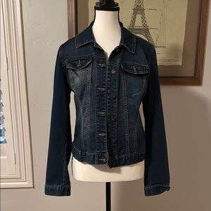 Blue Cropped Jean Jacket with Contrast Stitching